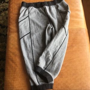 Ivivva Capri Joggers